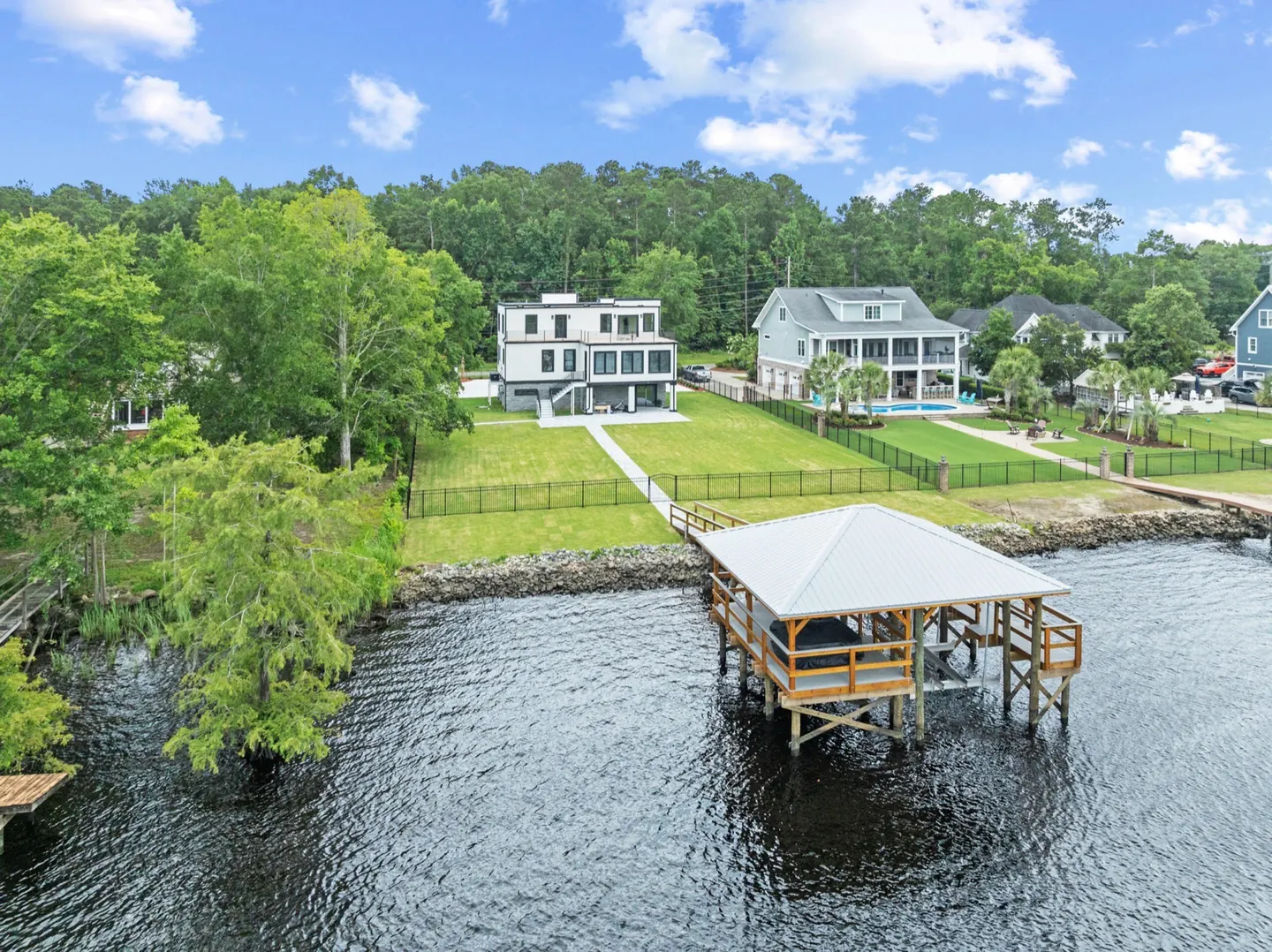 2405 River Road, Myrtle Beach, SC — photo 11 of 70 by Richardson Custom Builders