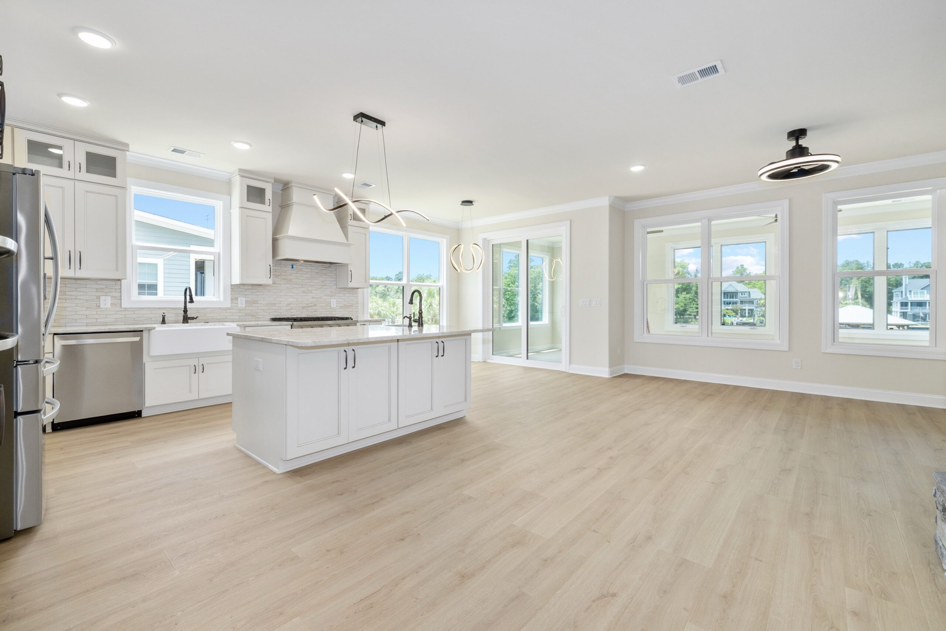 2405 River Road, Myrtle Beach, SC — photo 5 of 14 by Richardson Custom Builders