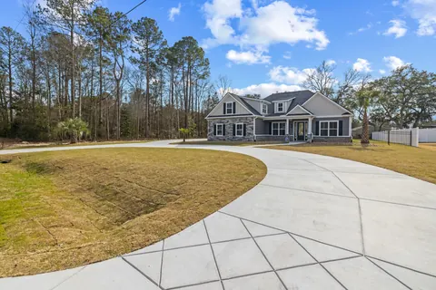 3728 Carolina Wren Road, Conway, SC — photo 27 of 260 by Richardson Custom Builders