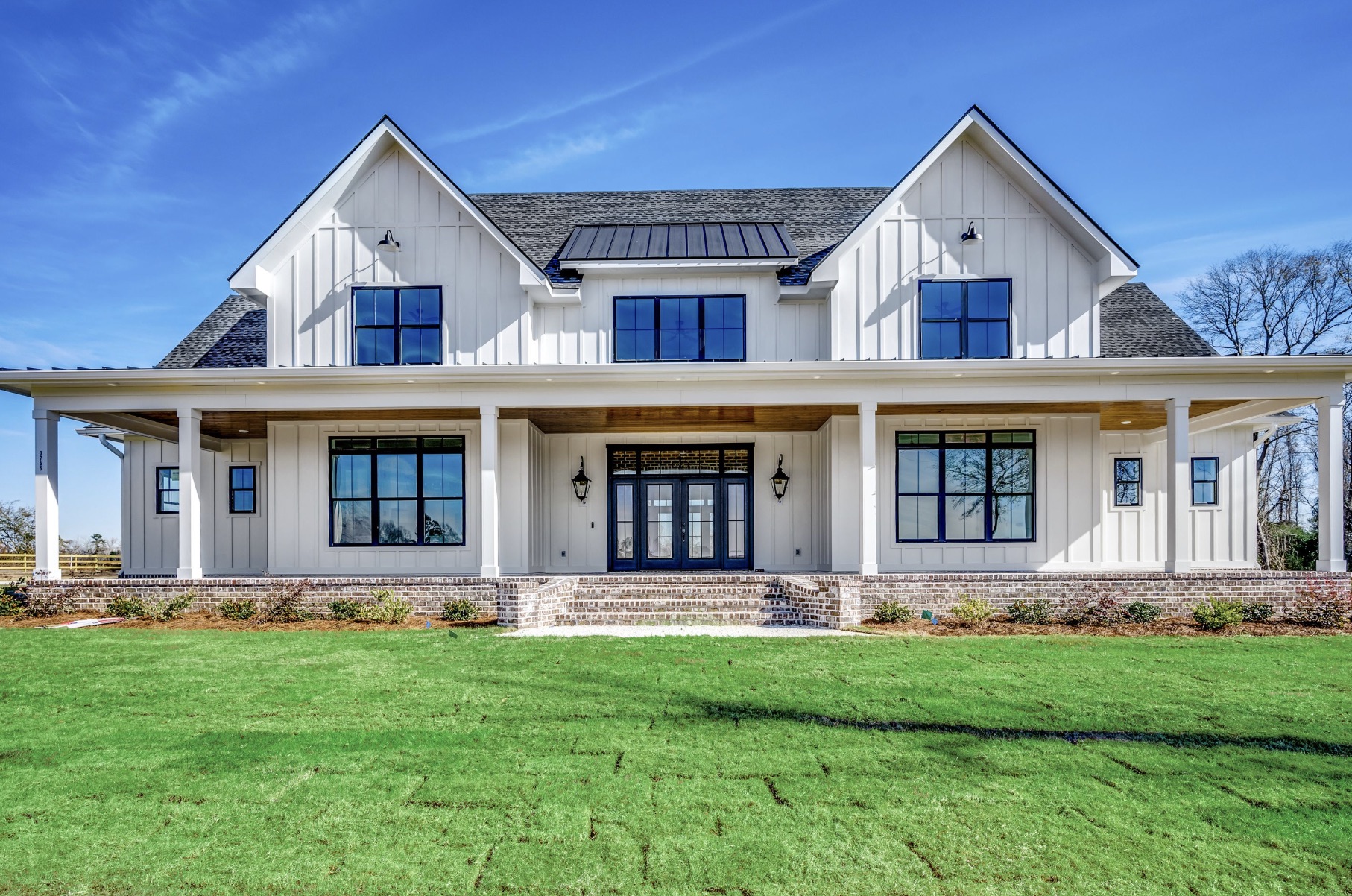 Rustic Charm: The Timeless Appeal of Farmhouse Homes — Richardson Custom Builders