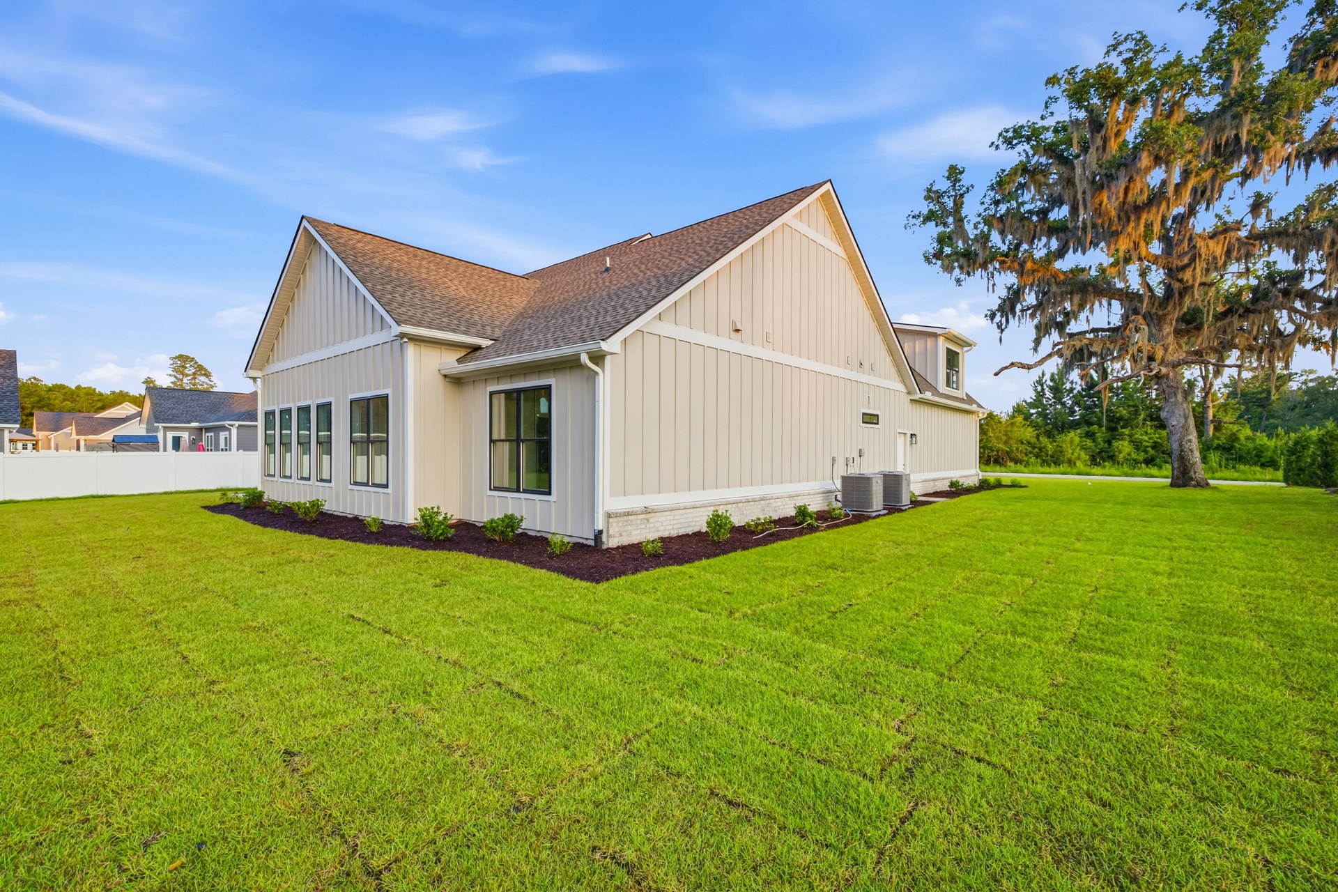382 Ridge Road, Galivants Ferry, SC — photo 9 of 38 by Richardson Custom Builders