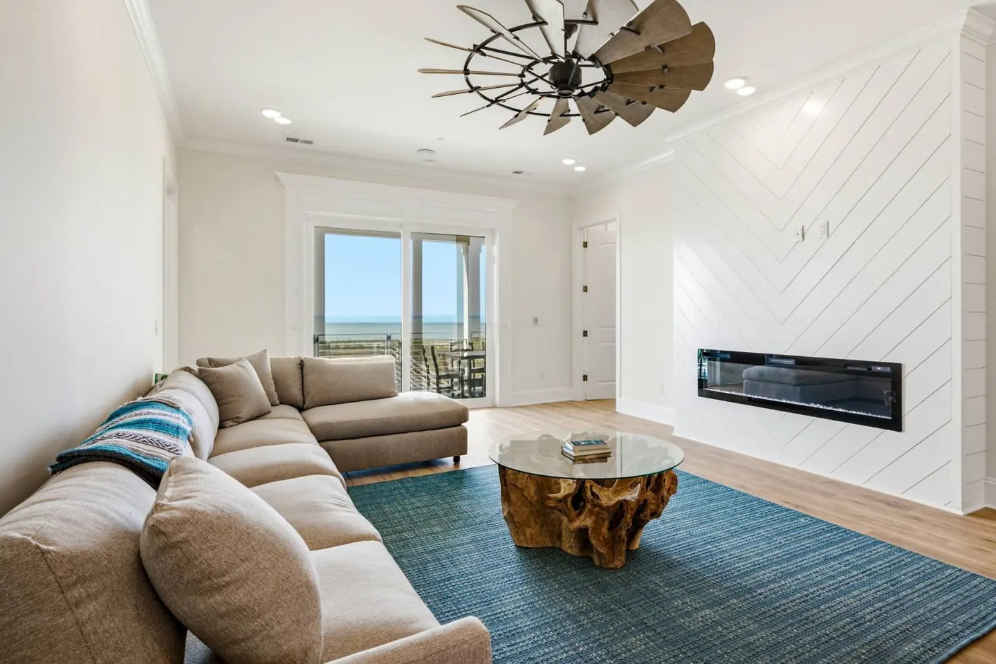 4300 N Ocean Boulevard, N. Myrtle Beach, SC — photo 6 of 125 by Richardson Custom Builders