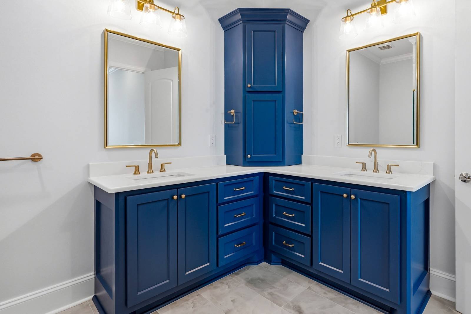 4300 N Ocean Boulevard, N. Myrtle Beach, SC — photo 9 of 25 by Richardson Custom Builders