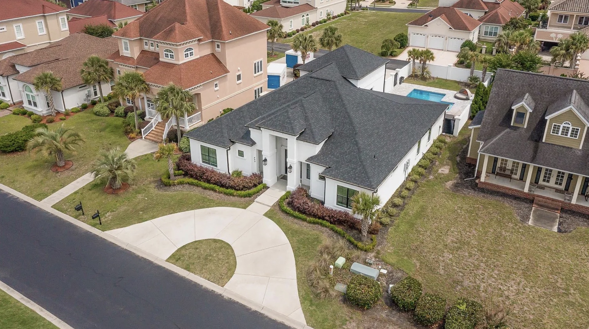 Aerial view of the Bluffview neighborhood